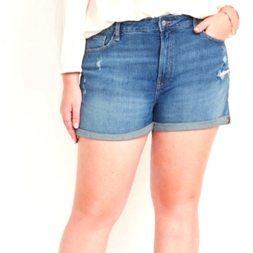 Old Navy Med Wash High Rise OG Straight Ripped Jean Shorts Sz 14